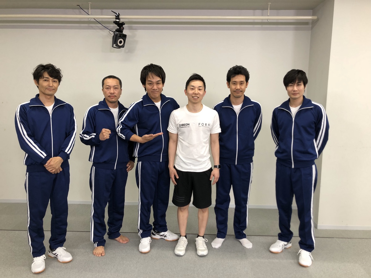 ハナタレナックスの収録にて、TEAM NACSの皆さんとFORH代表 森田敦